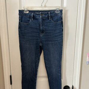 American Eagle "The Dream Jean" Jegging size 8